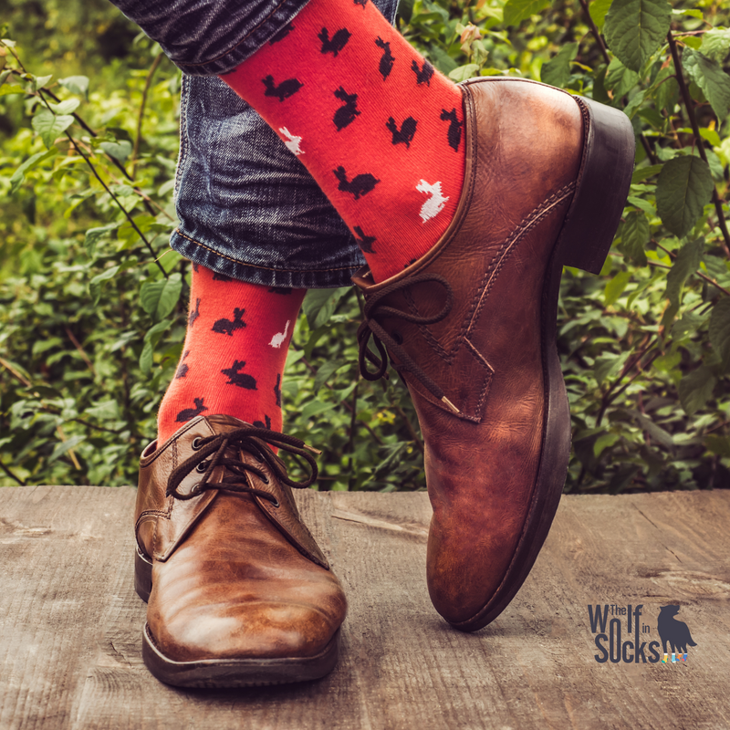Step Up Your Sock Game: Why Men's Bamboo Socks Are the Ultimate Upgrade - The Wolf in Socks